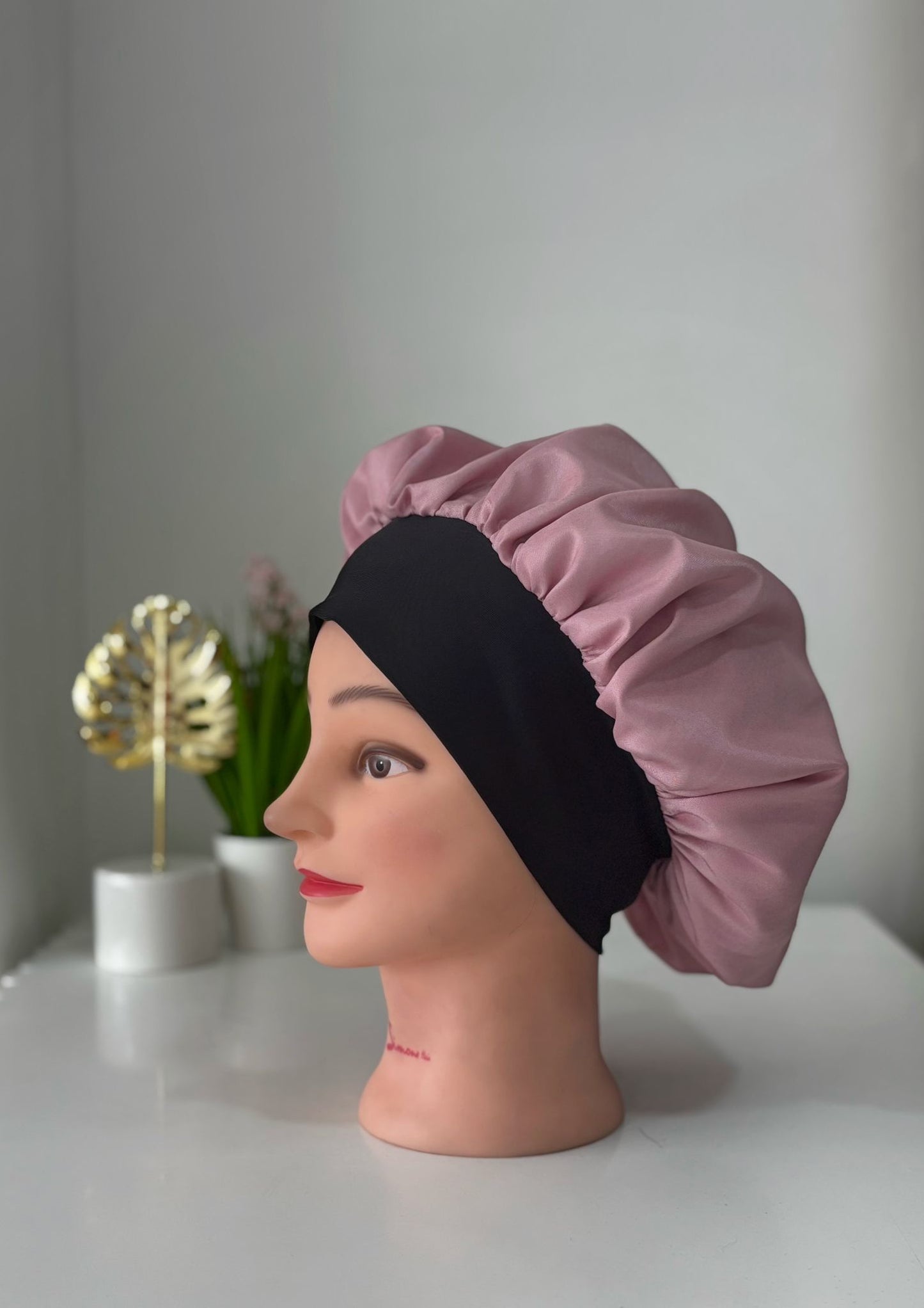 GORRO DE SATEN