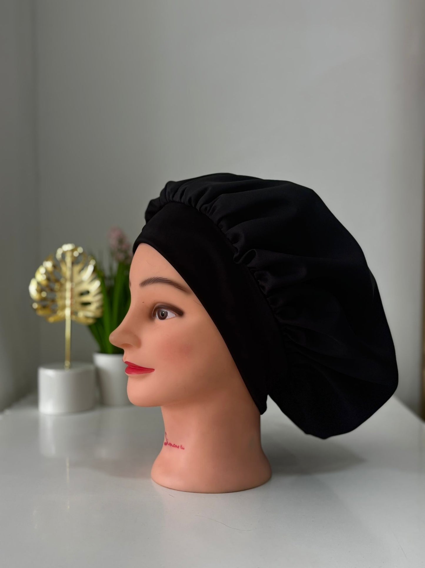GORRO DE SATEN