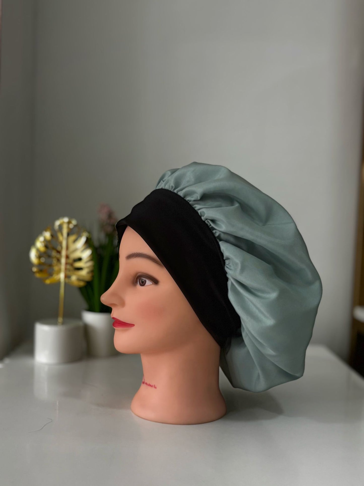 GORRO DE SATEN